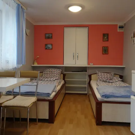 Dom Na Wzgorzu Homestay *